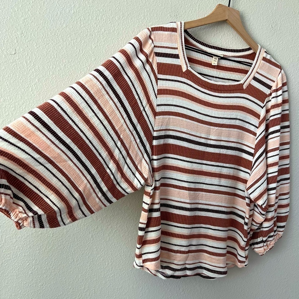 NWT Como Blu Pink Blush White Striped Square Neck Line Balloon Sleeve Top- Small